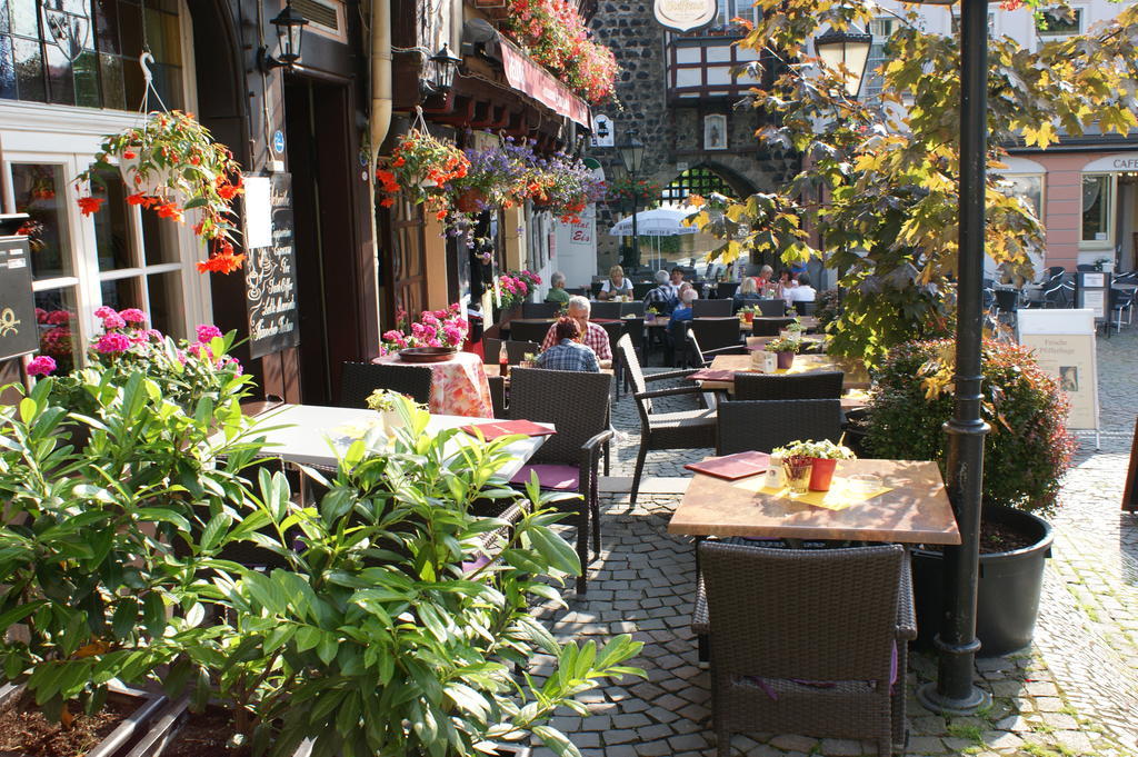 The Burgklause Boutique Hotel Linz am Rhein Exterior photo