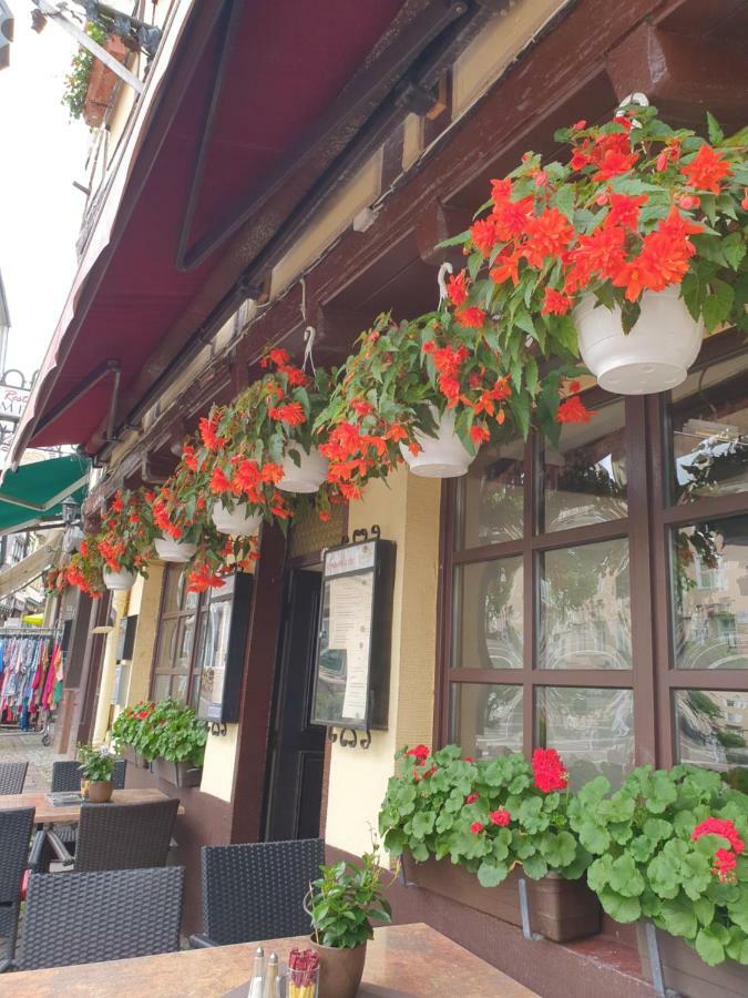 The Burgklause Boutique Hotel Linz am Rhein Exterior photo